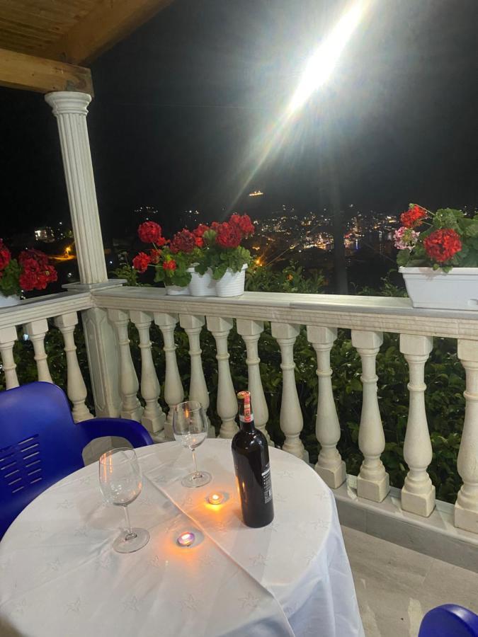 Vila Sinani Саранда Екстер'єр фото